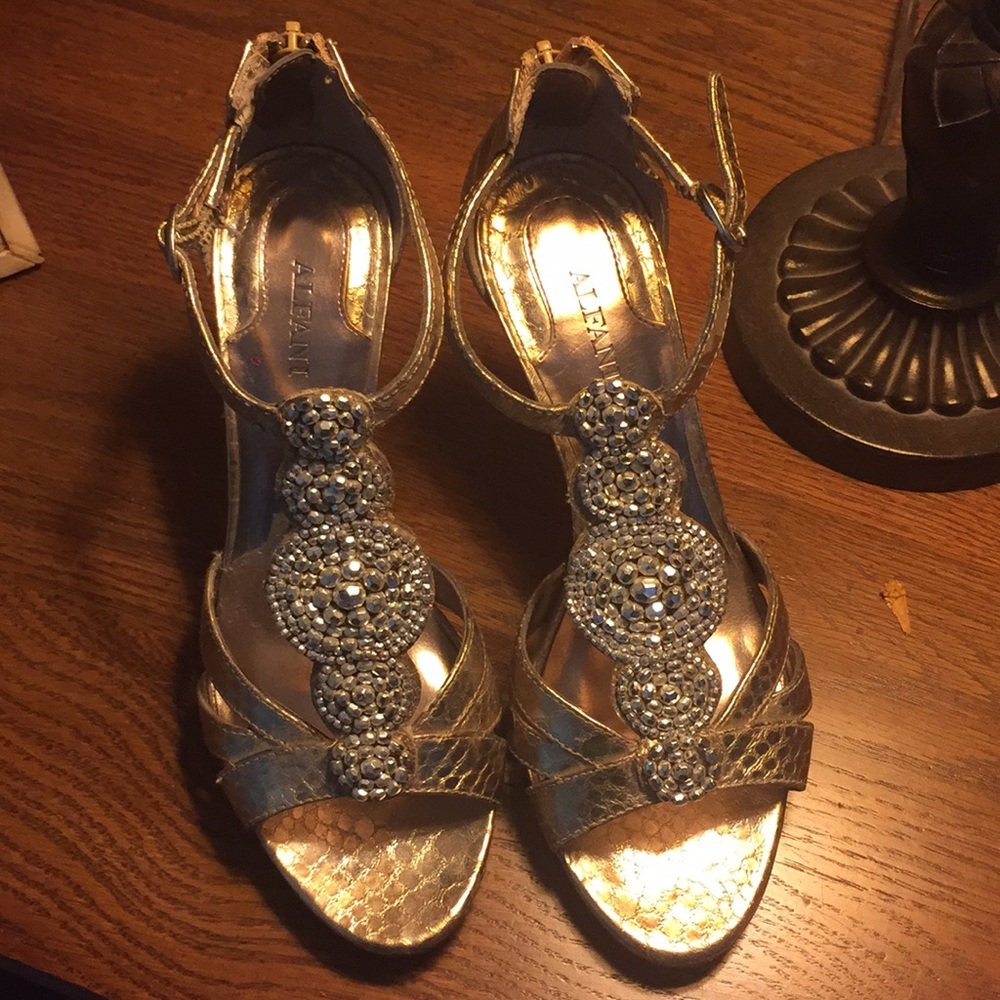Gold Sequin Heel